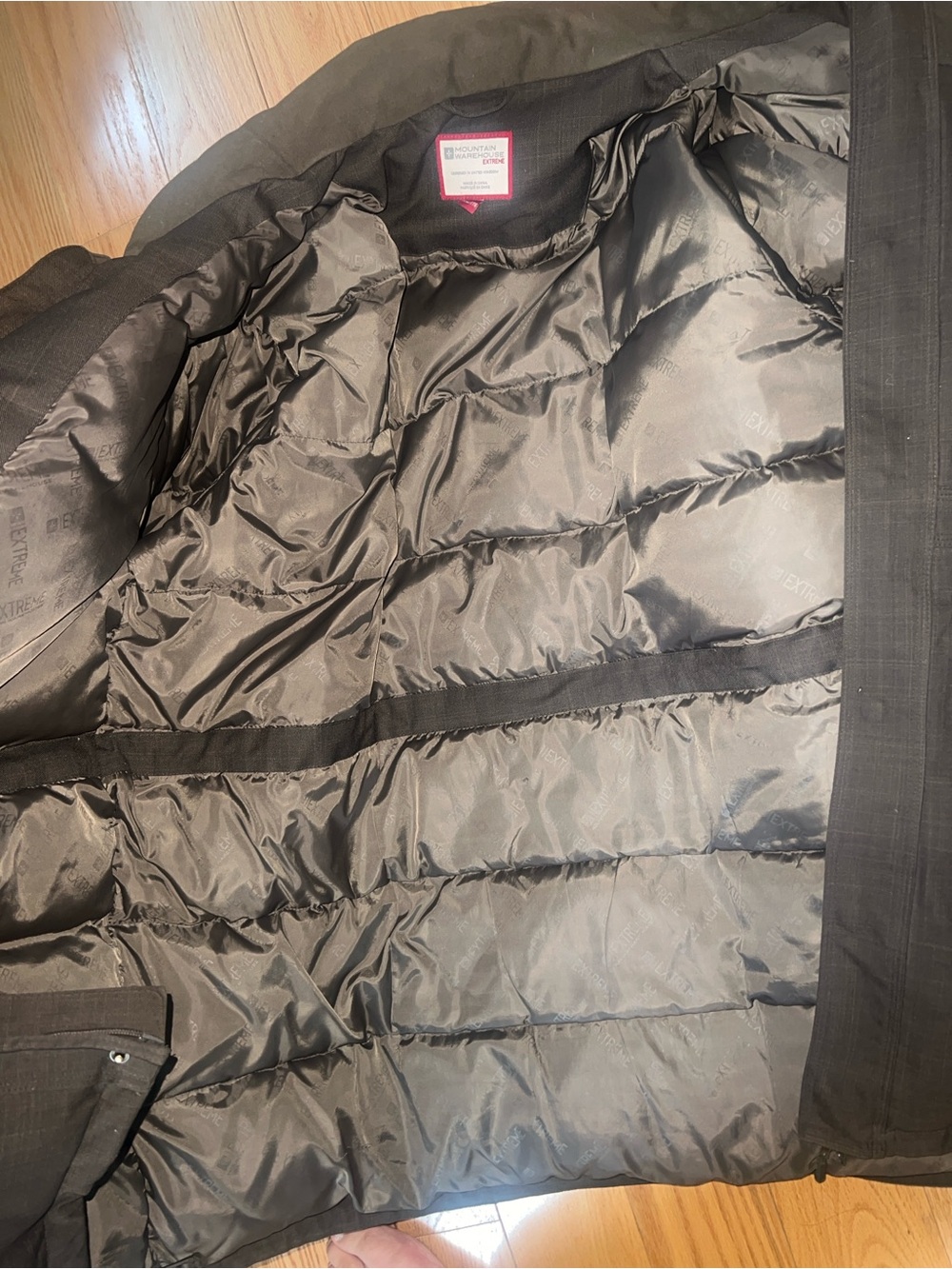 Mountain Hardwear Men's Black Quilted Puffer Jacket